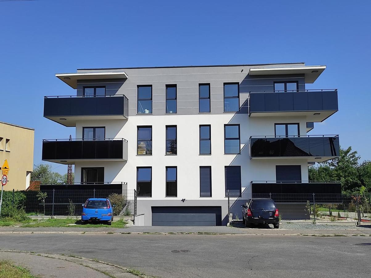 Apartament Perelka 耶莱尼亚古拉 外观 照片