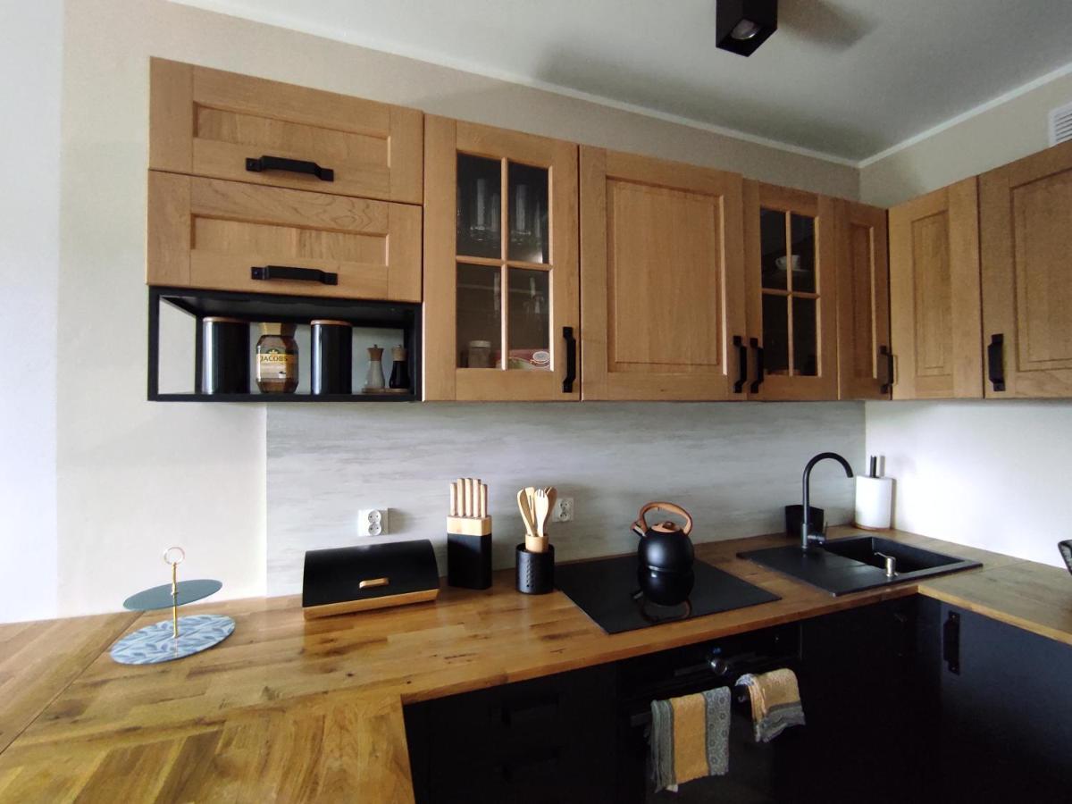 Apartament Perelka 耶莱尼亚古拉 外观 照片